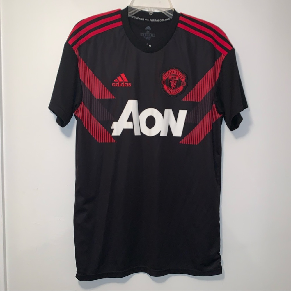 Nike Manchester United pre-match soccer jersey